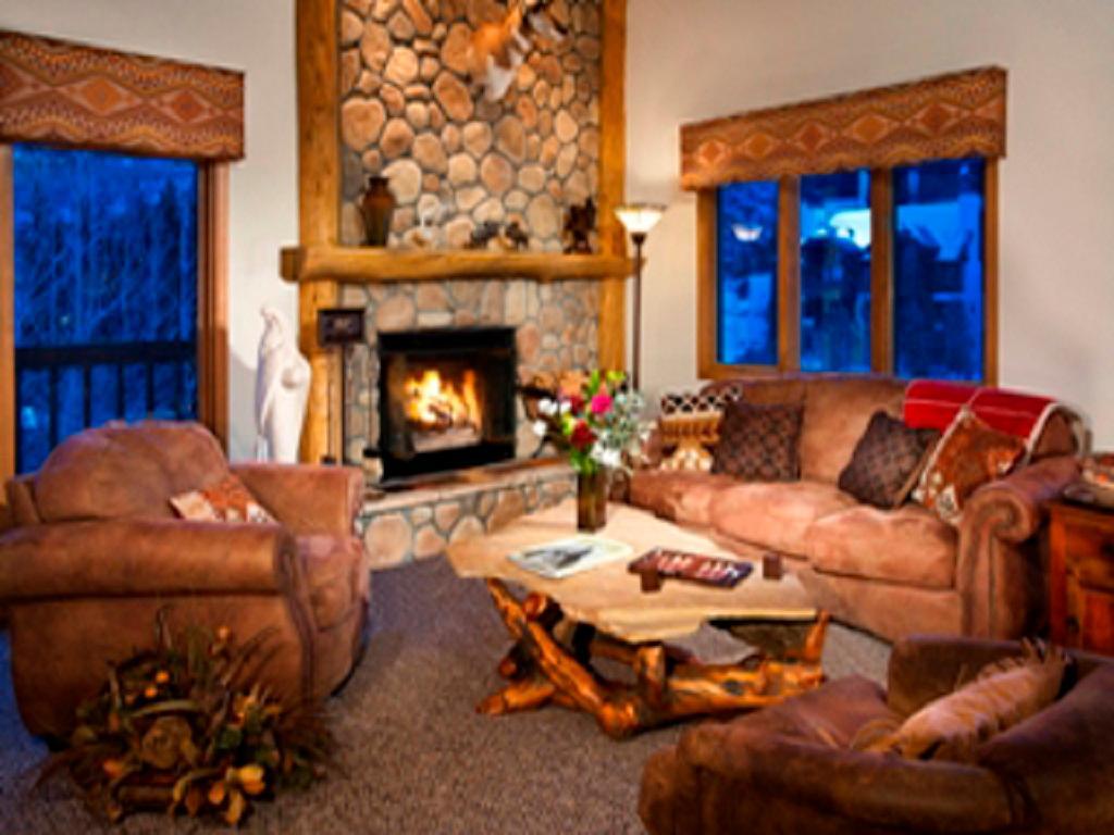 Townsend Place Beaver Creek Room photo